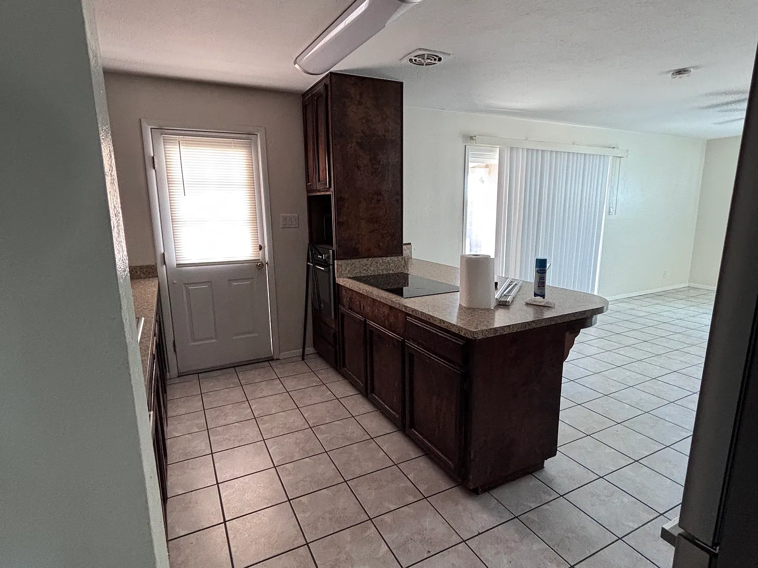 4 bed, 1610 sqft, $2,800 — Photo 4