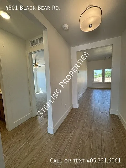 3 bed, 1385 sqft, $1,850 — Photo 2