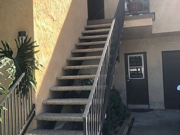 3rd image of 520 California St #E