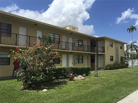 Ludlam Condominium
Will be Painted on April 1 according to the Association