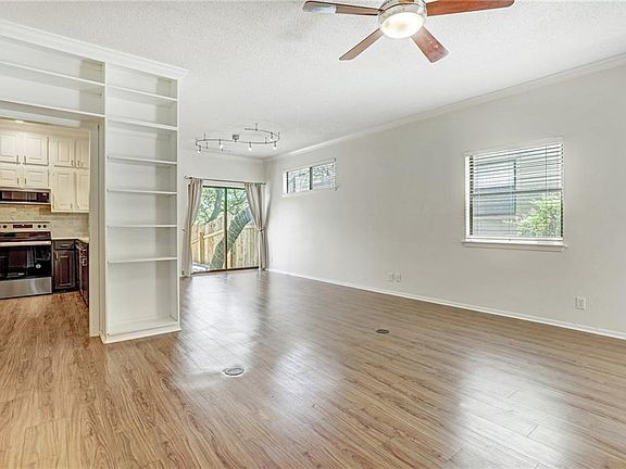 5th image of 5731 N Scout Island Cir