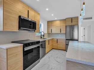 245 Saxony #F, Delray Beach, FL 33446