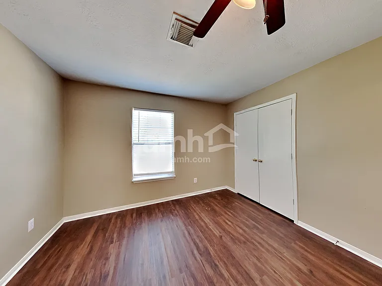 5215 Lavender Ln — Photo 20