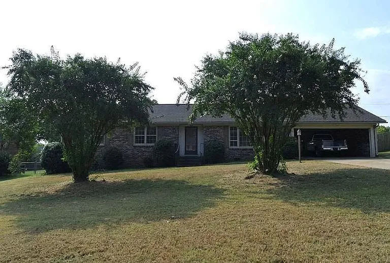 4232 Chaffee Rd — Photo 1