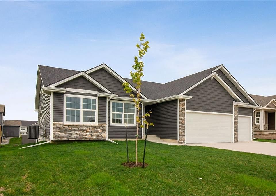 1st image of 2509 7th Avenue Ct SW