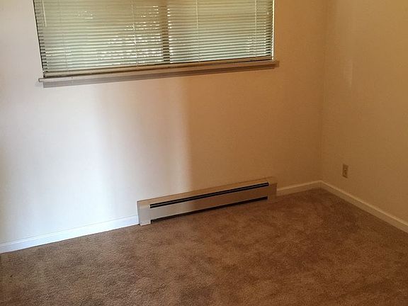 4th image of 7505 SE 28th St APT 307