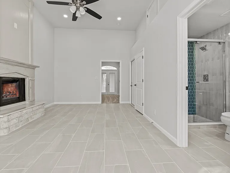 1701 E Lake Dr — Photo 15