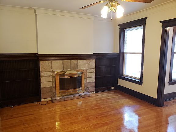 3rd image of 5836 N Glenwood Ave #1N
