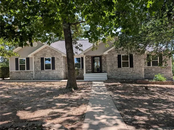 13638 Spring Rd, Bentonville, AR 72712
