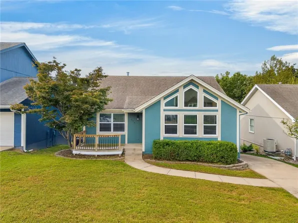 929 NW 63rd St, Kansas City, MO 64118