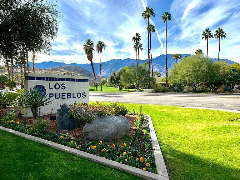 24 Pueblo Vista Dr — Photo 3
