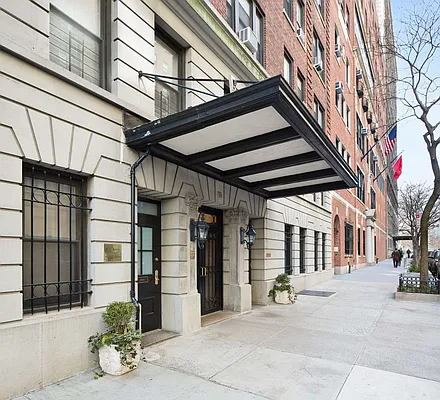 Sold by Compass | media 6