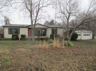 8615 Ogden Landing Rd, West Paducah, KY 42086