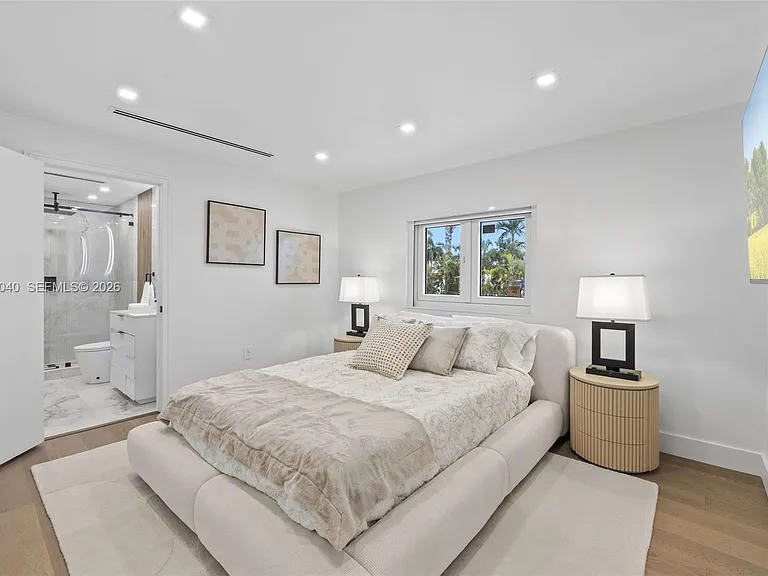 257 N Coconut Ln — Photo 30