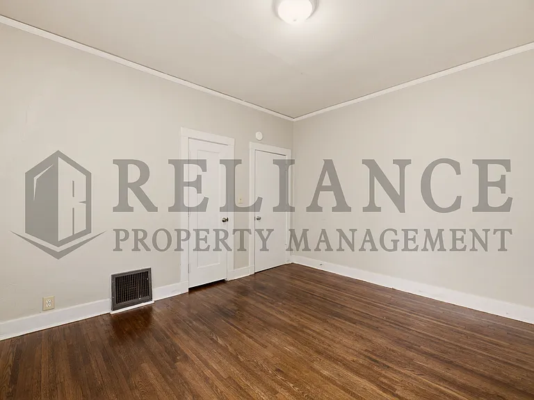 525 S Chautauqua Ave — Photo 41
