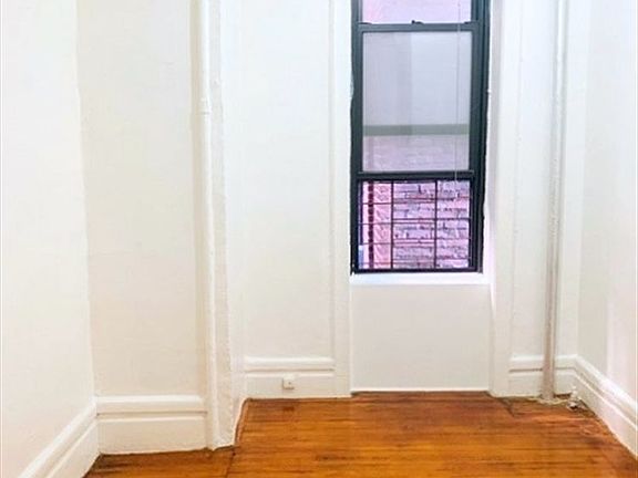 4th image of 746 Saint Nicholas Ave APT 27
