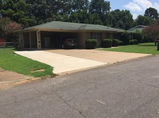 306 N 26th St, Ozark, AR 72949
