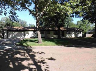 534 N Hampton Rd, Wichita, KS 67206