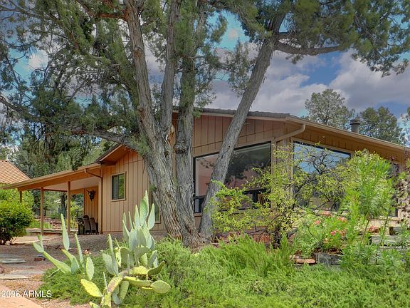 2nd image of 550 BARCELONA Road