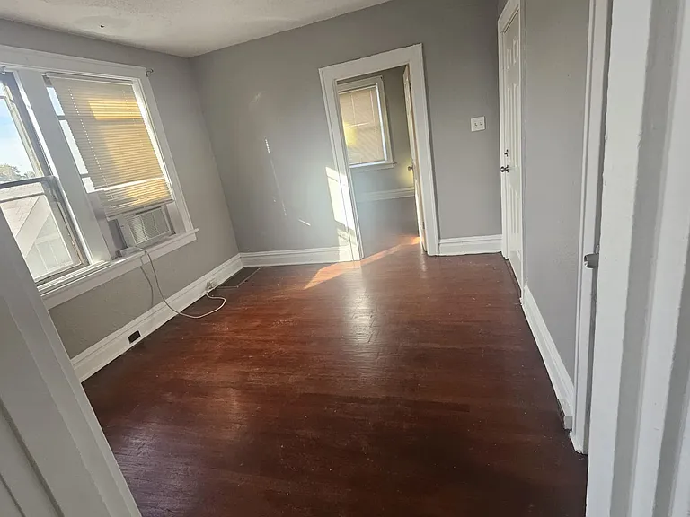 4006 Keokuk St #2F — Photo 6