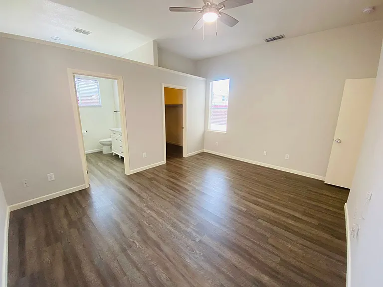 8552 Charente Way — Photo 16