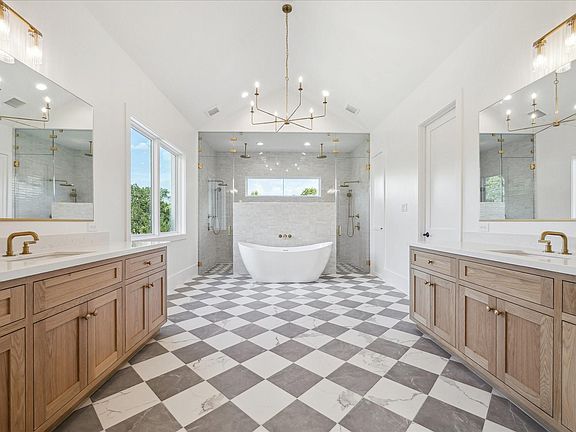 3rd image of 2159 Addison Rd