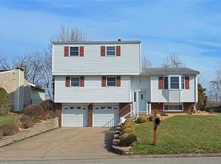 538 Springwood Dr, Verona, PA