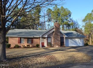 420 Pine Ridge Dr, Madison, MS 39110