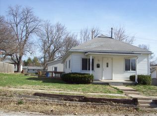 221 W Springfield St, Virginia, IL 62691