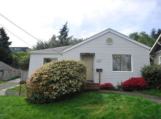 685 Harrison Ave, Astoria, OR 97103