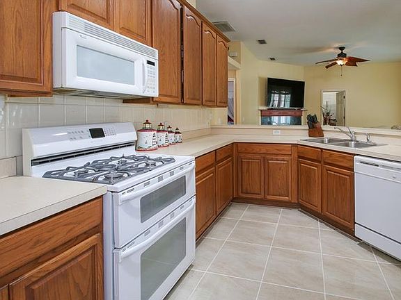 5th image of 5650 Whitebark Dr