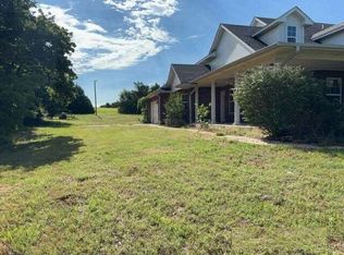 1075 S Morgan Rd, Blanchard, OK 73010