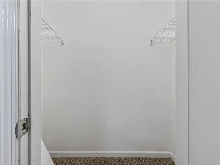2831 Teakwood Dr — Photo 24