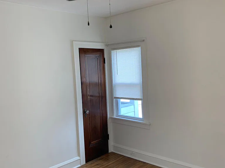 2097 Lewis Dr #UPSTAIRS — Photo 6
