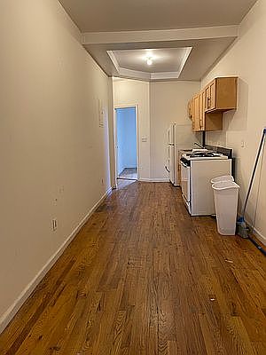 2nd image of 1339 Hancock St #3D