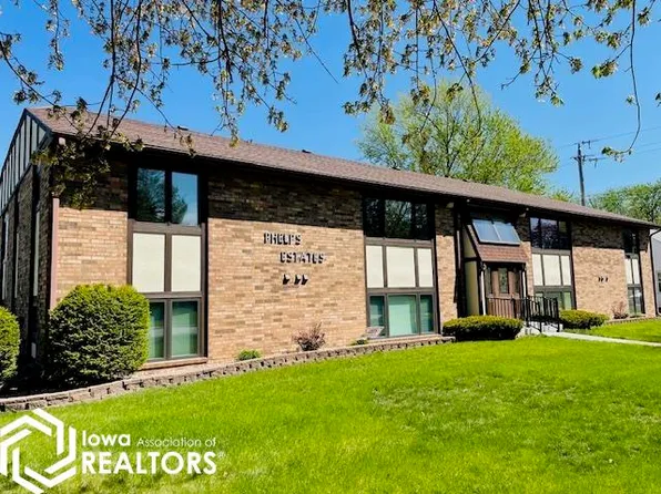403 2nd Ave E APT 5, Oskaloosa, IA 52577