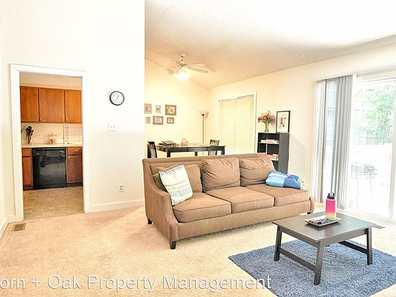 2nd image of 6 Stayman Cir #B