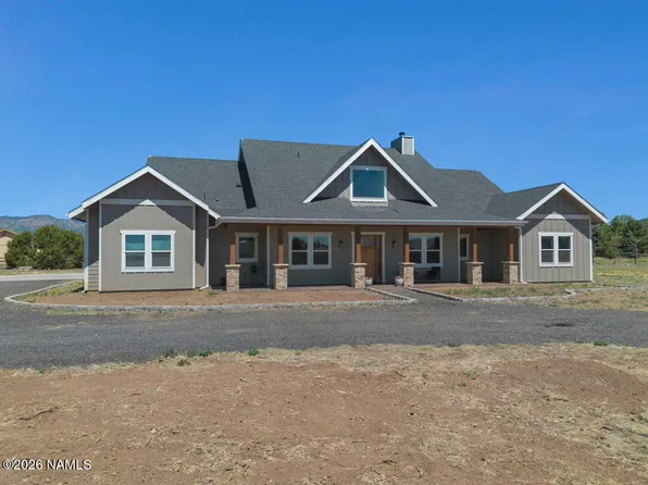 9821 E Jordan Ln, Flagstaff, AZ 86004