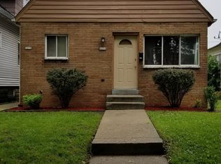 5271 N 38th St, Milwaukee, WI 53209