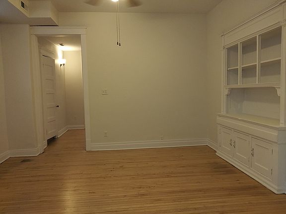 3rd image of 3800 N Wilton Ave APT 2N