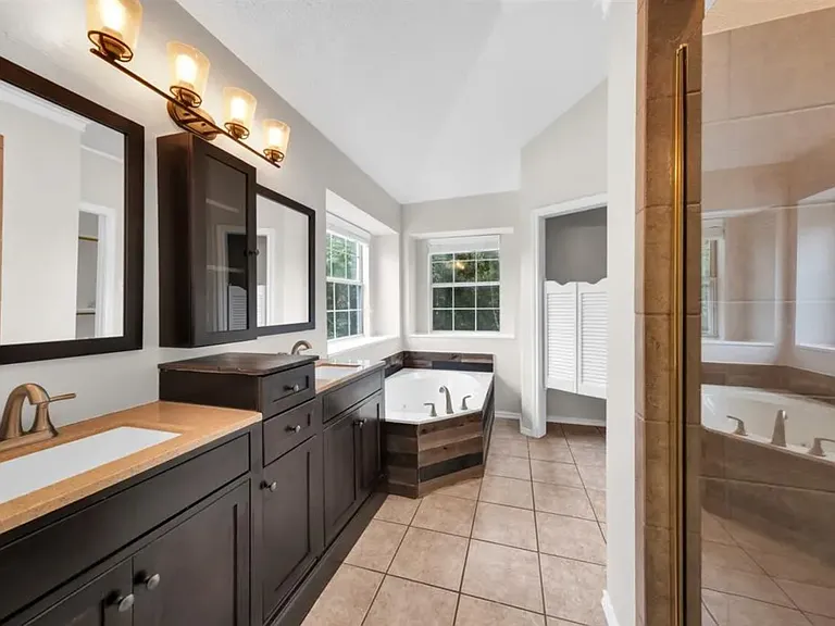 5208 Glen Springs Trl — Photo 26