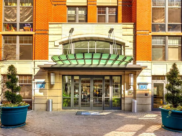 1021 N Garfield St APT 133, Arlington, VA 22201