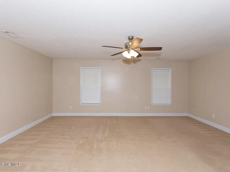 214 Lee Rogers Rd — Photo 29