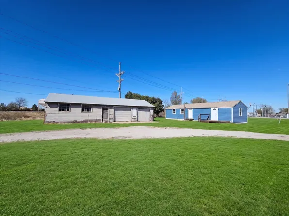 314 W Front St, Minneola, KS 67865