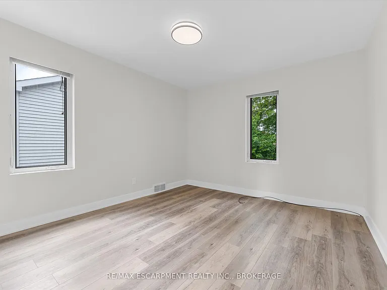 18 Bonavem Dr #1 — Photo 12