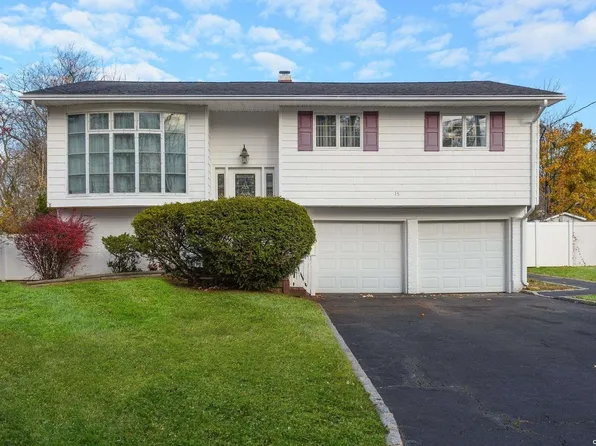 15 Codman Street, Brentwood, NY 11717