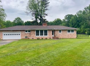 112 Prairie Rd, Carterville, IL 62918