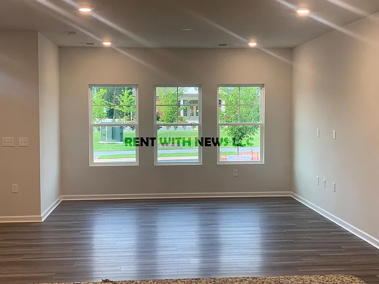 5124 Anamosa St — Photo 10