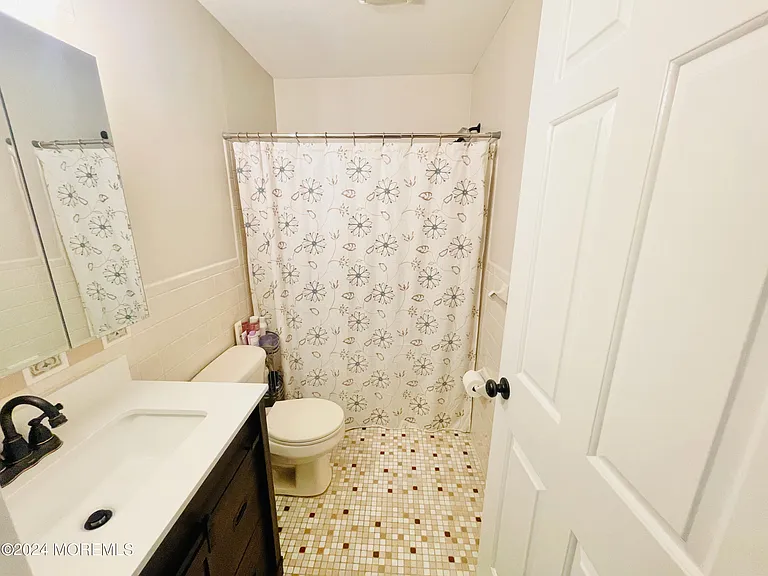 614 Sharon Garden Ct #614 — Photo 10
