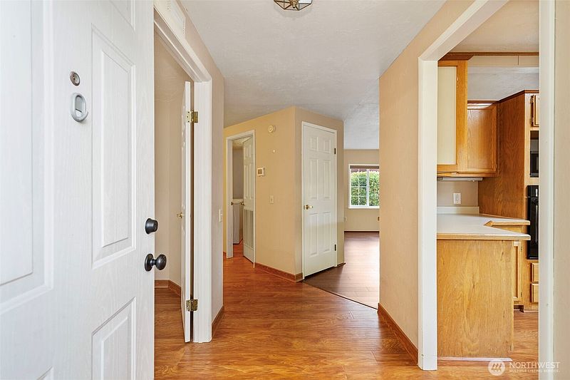 4th image of 1754 NE Mesford Road #87